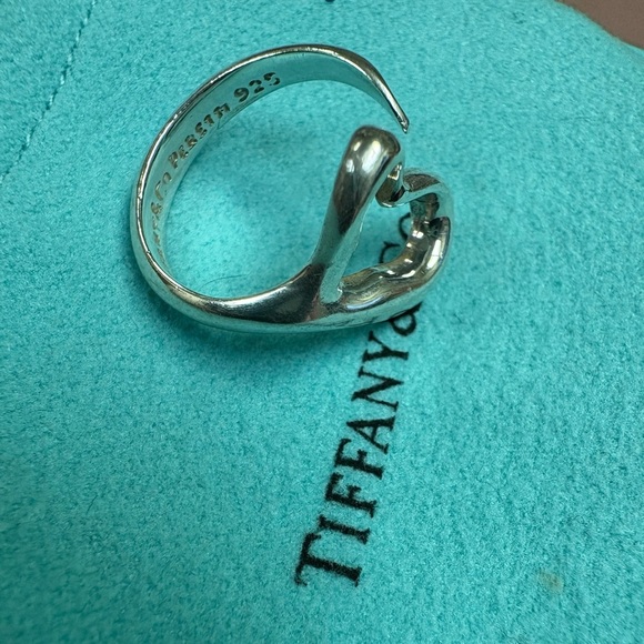 Tiffany & Co. Sterling Silver Open Heart Ring - Authentic - Picture 5 of 8